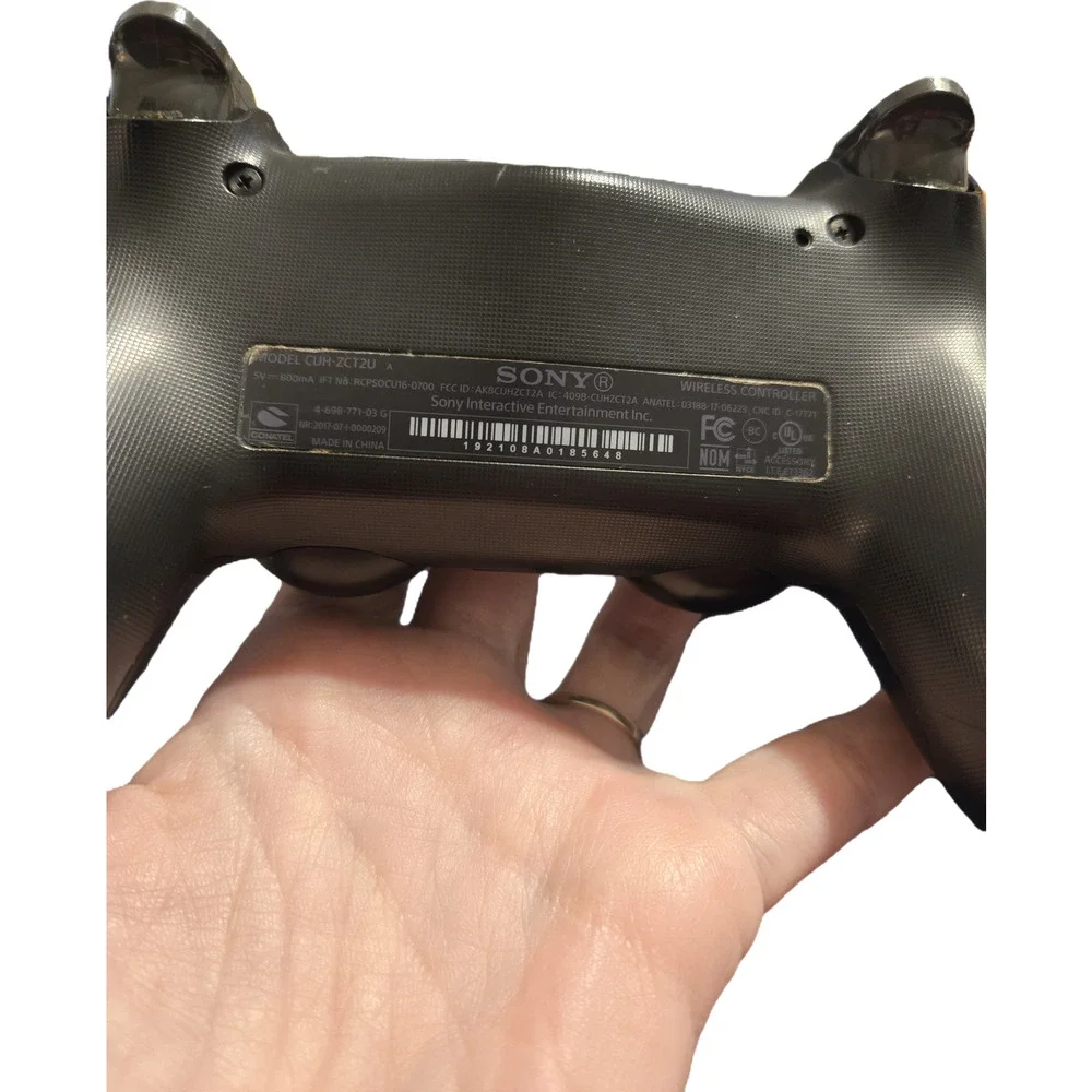 Sony DualShock 4 Wireless Controller (Jet Black) – Model CUH-ZCT1U